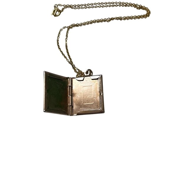 Gold Tone This Is Your Life Book Locket Pendant Necklace 18 Inch Vintage Gift - Picture 4 of 8